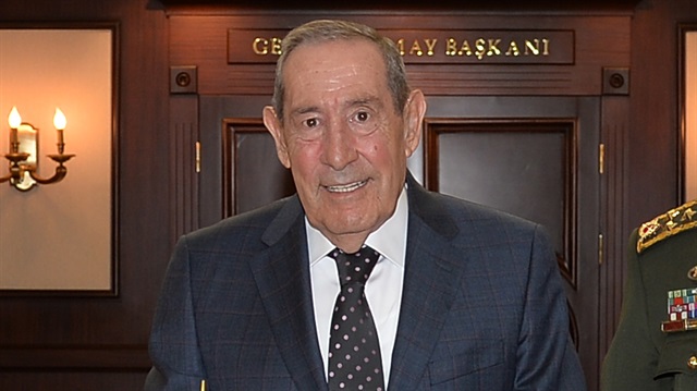 Eski Genelkurmay Başkanı Orgeneral Yaşar Büyükanıt için de gözaltı kararı verildi.