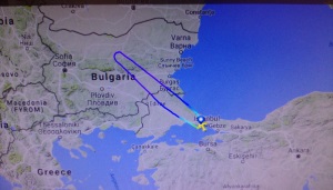 THY uçağı,  Bulgaristanın Tırnova kenti hava sahası üzerinden geri döndü.