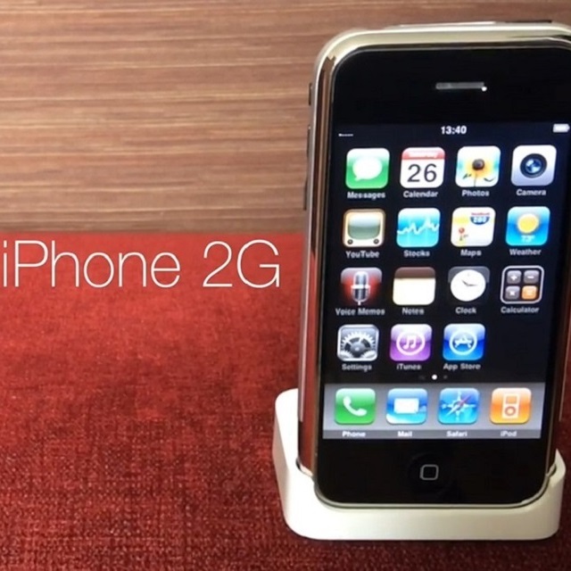 İlk iPhone rekor fiyata alıcı bekliyor