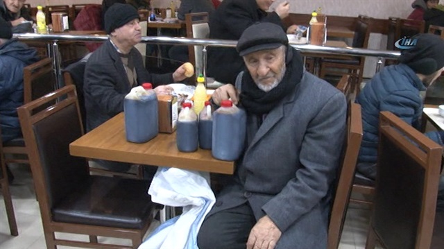 82 yaşındaki pekmezci dedenin hayat mücadelesi