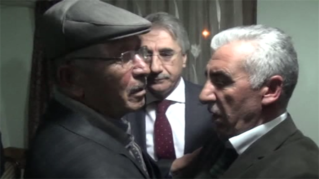 Babalar burada sarıldı birbirine, oğullar cennette