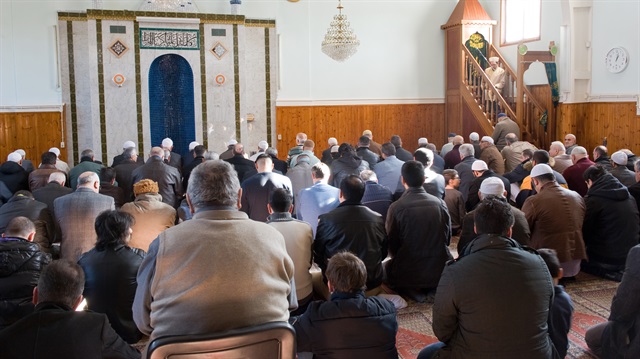 Cuma hutbesinde bu hafta Asr Suresi'nden bahsedildi.