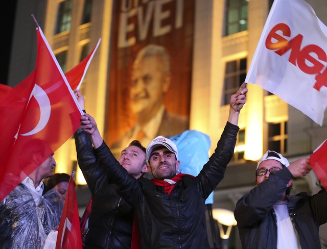 AK Partililer balkon konuşmasını böyle bekliyor