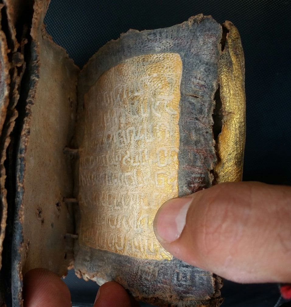 Turkish police recover stolen Torah scrolls
