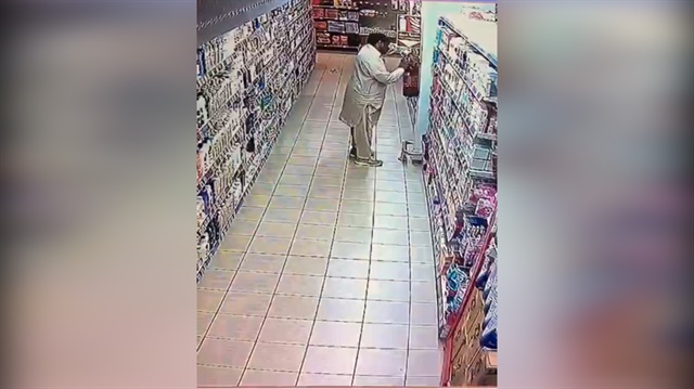 El temizleyici sandığı alet bakın ne çıktı