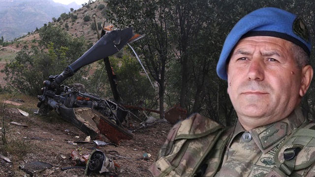 Nar taneli kişnişli arpacık soğan turşusu tarifi Nar taneli kişnişli arpacık soğan turşusu tarifi