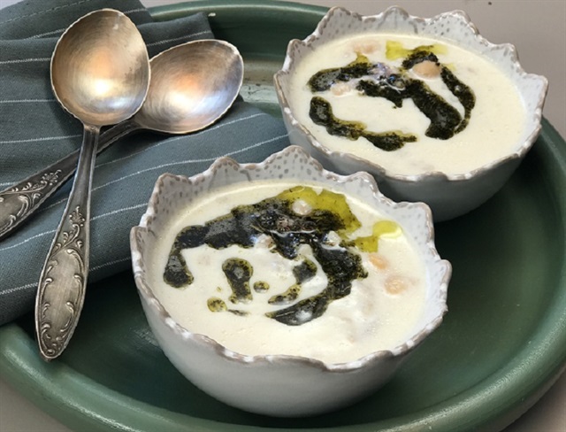 İncikli Yoğurtlu Çorba
