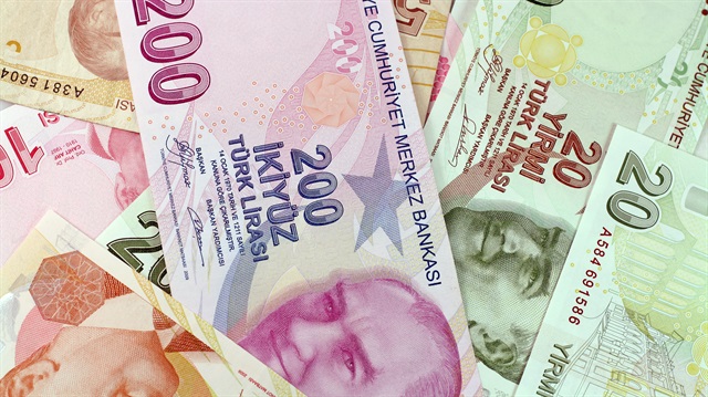 Bankalar, geçen yıl BDDK’ya gelen şikâyetler sonrasında 2.5 milyon liralık ceza ödemek zorunda kaldı. BDDK’ya gelen 31 bin 917 şikâyetin yüzde 33.6’sı kredilerle ilgili oldu. Vatandaş en fazla erken ödeme sırasındaki sorundan yakındı.