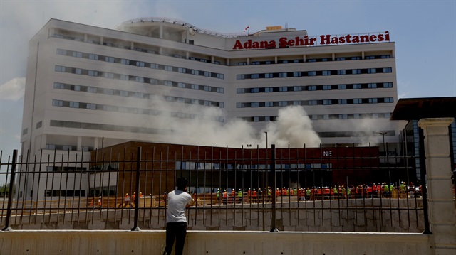 Adana Şehir Hastanesi inşaatında yangın