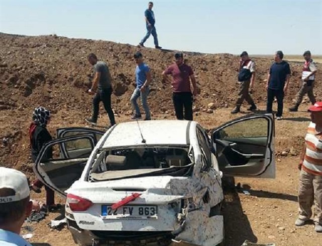 Aksaray Haberleri: Otomobil hırsızlarına 3 ilde operasyon: 5 gözaltı Aksaray Haberleri: Otomobil hırsızlarına 3 ilde operasyon: 5 gözaltı