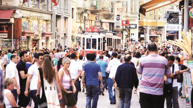 El sürmeden soyuyorlar