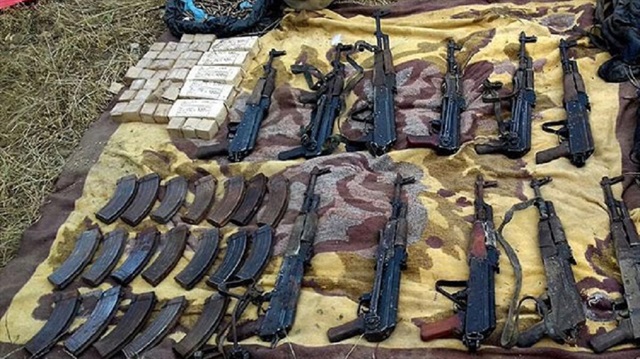 Iğdır'da düzenlenen operasyonda PKK terör örgütünün kullandığı sığınak ve çok sayıda mühimmat imha edildi.