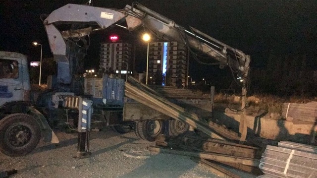 Amasya'da 41 ton rayı vinçle çaldı.
