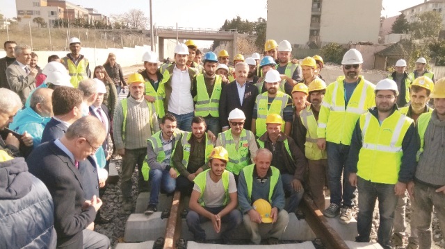 Ahmet Arslan, Gebze-Halkalı arası Banliyö Hatları’nda yapılan saha çalışmalarını inceledi.