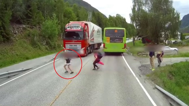 Volvo TIR'ın inanılmaz fren sistemi hayat kurtardı!