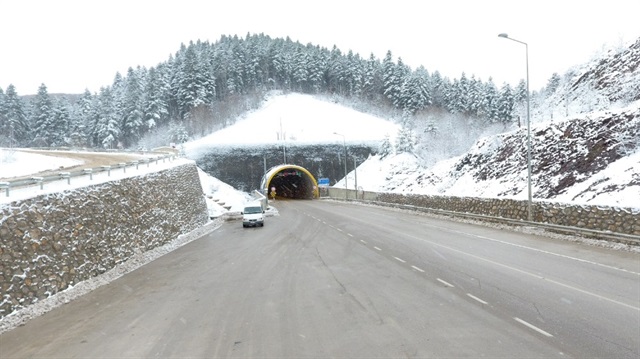Sinop'taki mevsimin ilk kar yağışı başladı