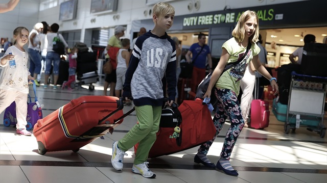 Rus turistler havalimanı