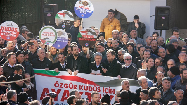Kudüs ile ilgili skandal karar sonrası, vatandaşlar sokağa döküldü.