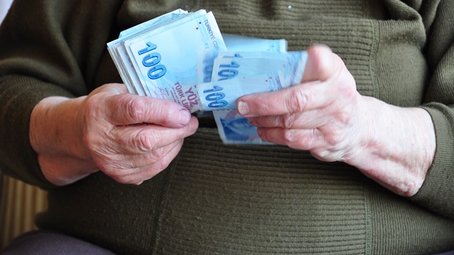 Tüketicilere uyarı: Kredi kartlarındaki para puanlar tehlikede Tüketicilere uyarı: Kredi kartlarındaki para puanlar tehlikede