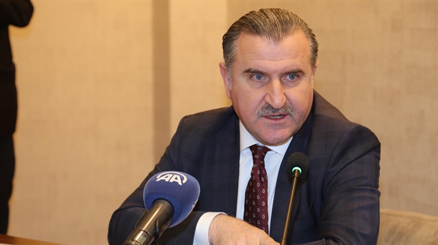 Gençlik ve Spor Bakanı Osman Aşkın Bak