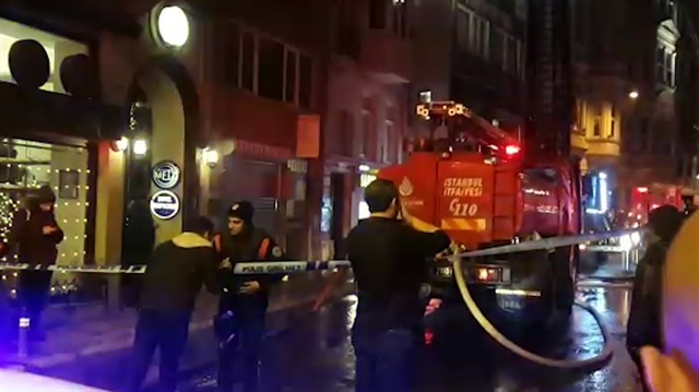 Taksim'de yangın paniği