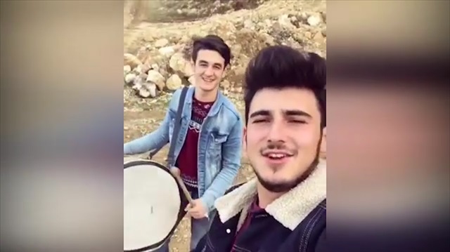 Vay delikanlı gönlüm vay ile sosyal medyayı salladılar!