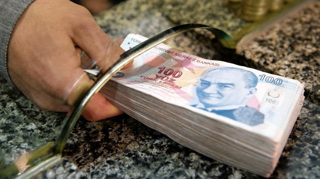 Yeni yılla birlikte esnafa destek uygulaması başladı.