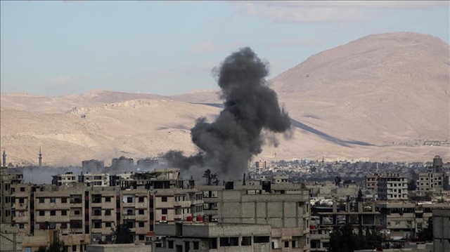 Airstrikes on suburbs of Syrian capital kill 17