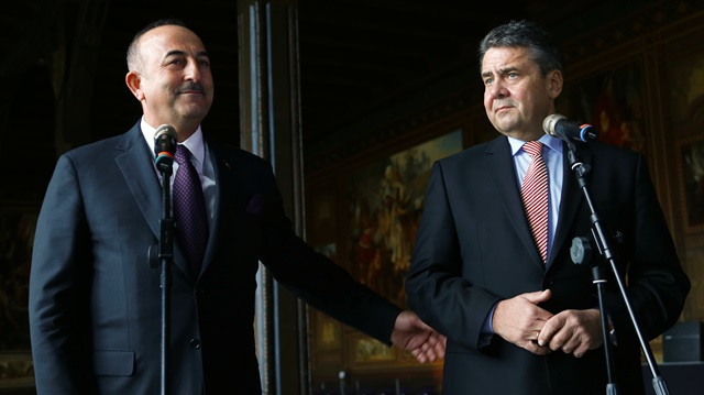 Turkish foreign minister seeks 'new beginning' with Germany
