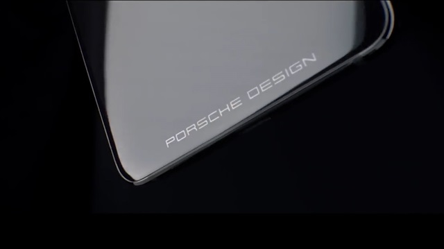Huawei Mate 10 Pro Porsche Design fiyatıyla dudak uçuklatıyor