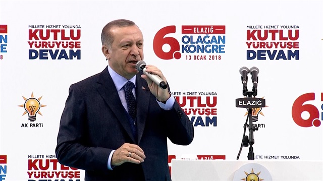 Cumhurbaşkanı Erdoğan: Kahramanlar can verir yurdu yaşatmak için