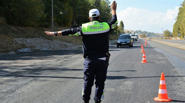 Kurallara uymayan 60 bin araca ceza kesildi