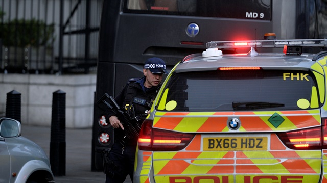 Kings Cross station briefly closed due to 'suspicious package'