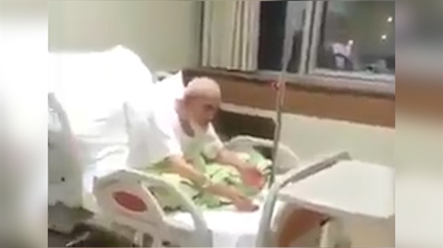 Rüyasında hasta yatağından kalkıp abdest alan eli öpülesi dede