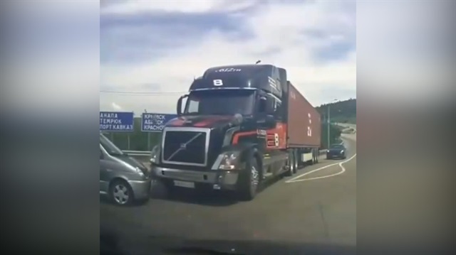 Volvo TIR'ın muhteşem fren sistemi!