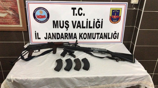 Muş'ta teröristlere ait ele geçirilen mühimmatlar