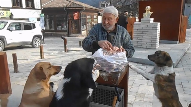 Nur içinde yat güzel kalpli Ulvi Amca!