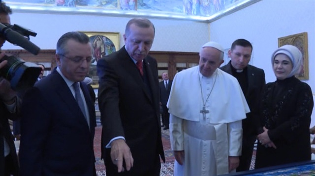 Cumhurbaşkanı Erdoğan’dan Papa’ya hediye