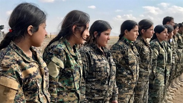 Terör örgütü YPG çocukları kullanıyor!