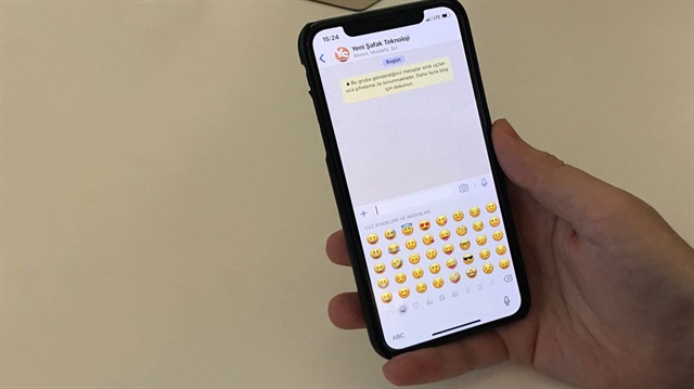 İlk seferde 6 adet sticker kullanıma sunulacak.