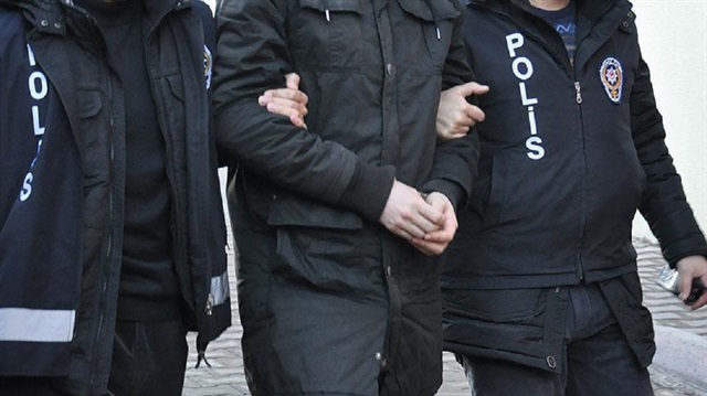 https://image.yenisafak.com/resim/imagecrop/2018/02/08/05/14/resized_8c5f7-5b681611arrest33443.jpg