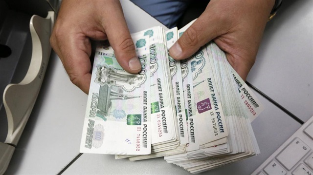 Rusya'dan sermaye çıkış tahmini 16 milyar dolara yükseldi.