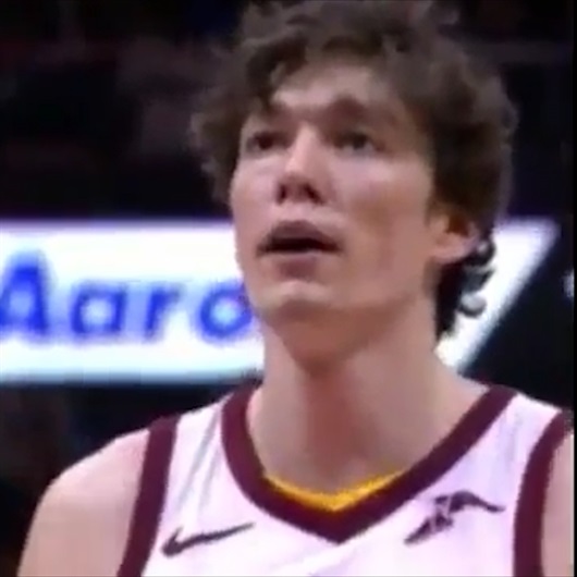 Cedi Osman besmele çekip başladı rekor kırdı!