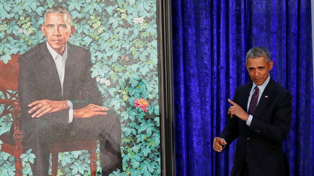 ABD'nin eski Başkanı Barack Obama ve eşi Michelle Obama'nın yeni portreleri takdim edildi. (Fotoğraf: Reuters)