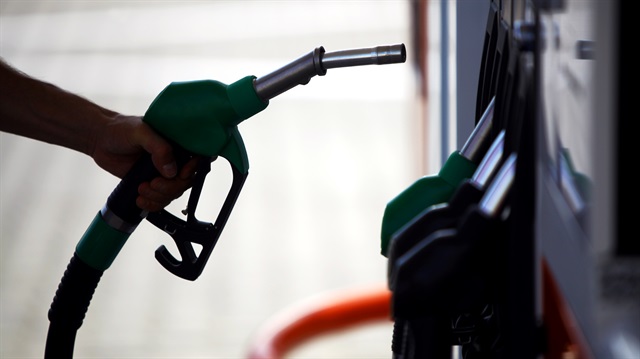 Benzin ve motorine indirim geliyor.