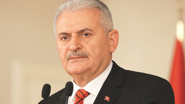 Başbakan Binali Yıldırım, Ege’de yaşanan gerilim konusunda Yunan mevkidaşı Aleksis Çipras’ı arayarak uyardı.