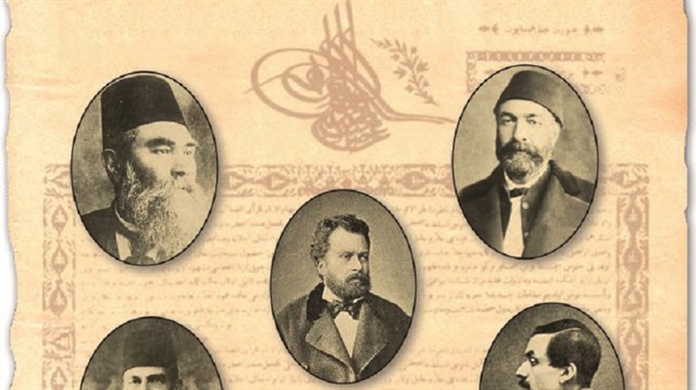 Tamer Kütükçü, Tanzimat Romanı çalışmasını sosyolojik ve anlatıbilimsel bir inceleme alt başlığıyla kaleme alıyor.