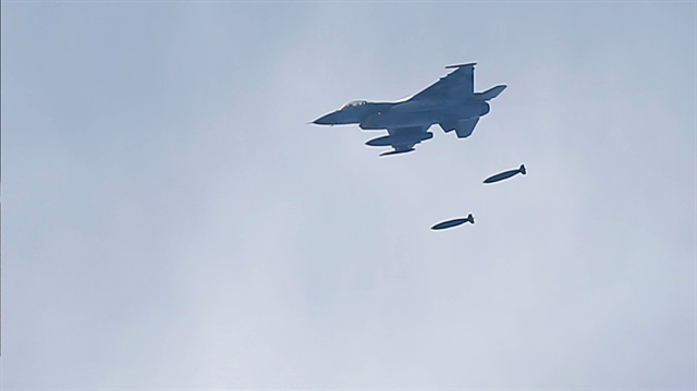 Irak'ın kuzeyine hava harekatı düzenlendi.