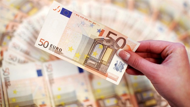 Euro tarihi zirvesini gördü