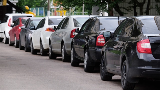 İstanbul'daki yol üstü parklanmalar için düzenleme geliyor